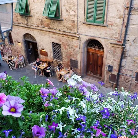 Borgo Boutique 1 Casa Raffaella Tuscan Charm In Medieval Apartman
