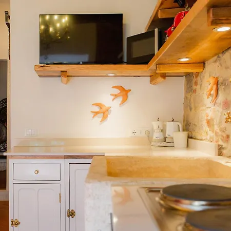 Borgo Boutique 1 Casa Raffaella Tuscan Charm In Medieval Apartman Suvereto