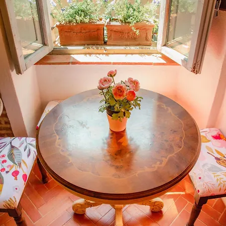 Borgo Boutique 1 Casa Raffaella Tuscan Charm In Medieval Apartman Suvereto